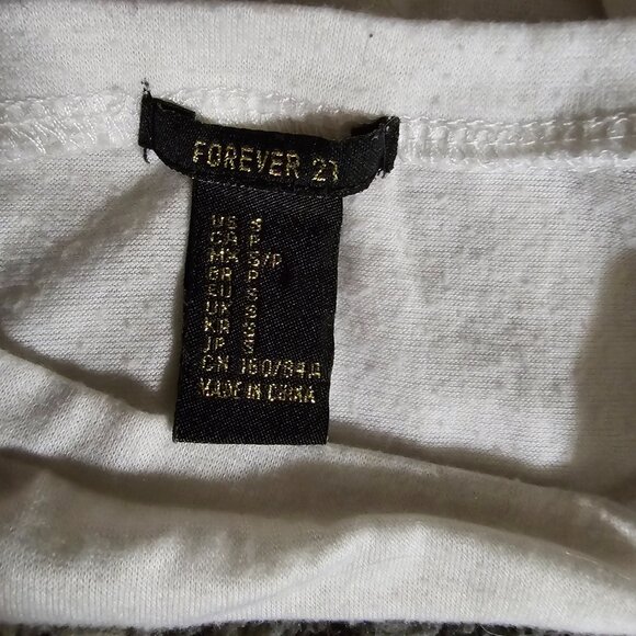 White Forever 21 crop top - Picture 3 of 3